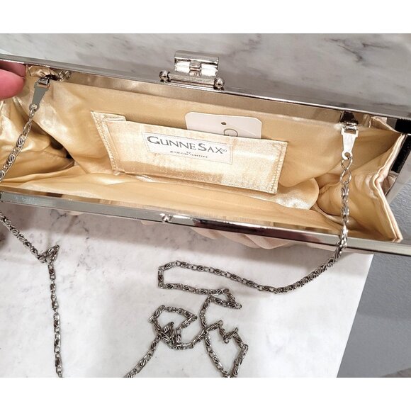 Gunne Sax by Jessica McClintock Champagne Clutch Purse with Chain Strap - Picture 2 of 6
